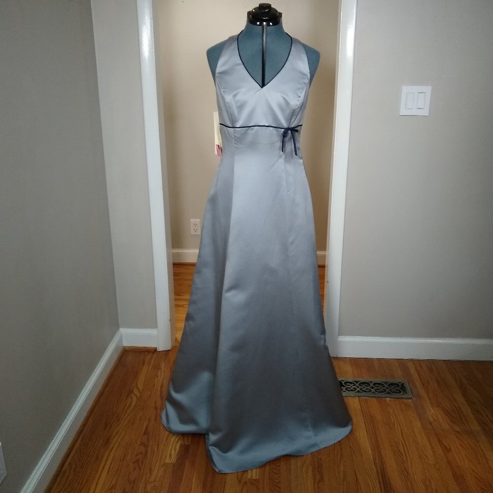 NWT! Alfred Angelo 6499 size 10 Platinum/Navy